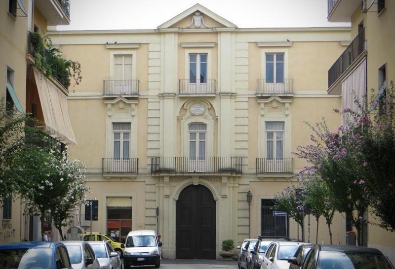 Vanvitelli Apartments Касерта Екстериор снимка